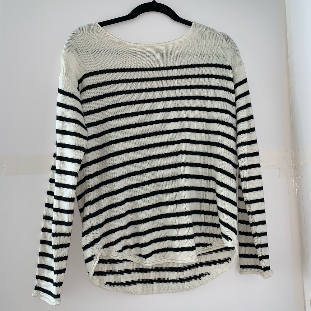 Old Navy sweater